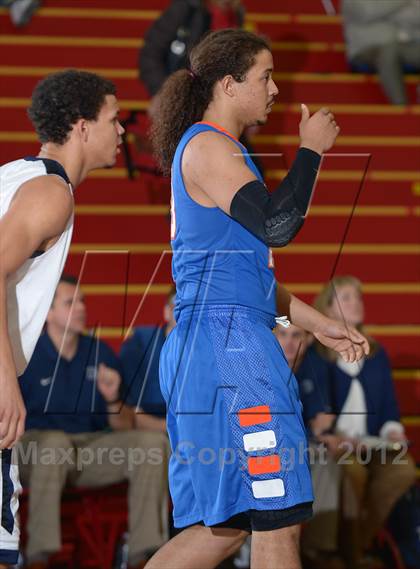 Thumbnail 1 in Bellarmine Prep vs. St. Joseph Notre Dame (Father Barry Christmas Classic) photogallery.
