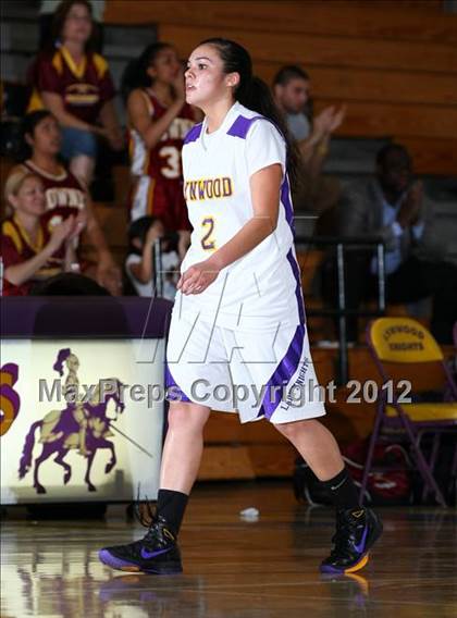 Thumbnail 2 in Lynwood vs. Downey photogallery.