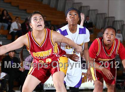 Thumbnail 3 in Lynwood vs. Downey photogallery.