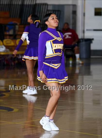 Thumbnail 3 in Lynwood vs. Downey photogallery.
