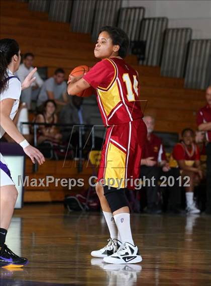 Thumbnail 2 in Lynwood vs. Downey photogallery.