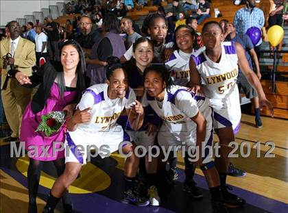 Thumbnail 1 in Lynwood vs. Downey photogallery.