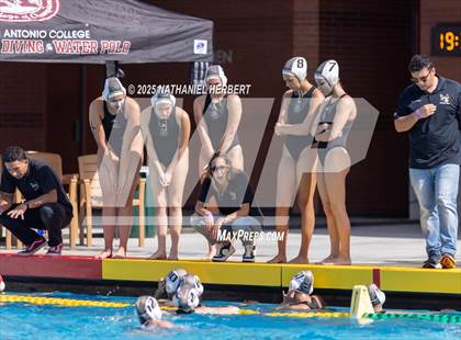Thumbnail 3 in Santa Paula vs. El Dorado (CIF-SS D5 Final) photogallery.