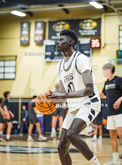 Thumbnail 2 in JSerra Catholic @ Servite photogallery.
