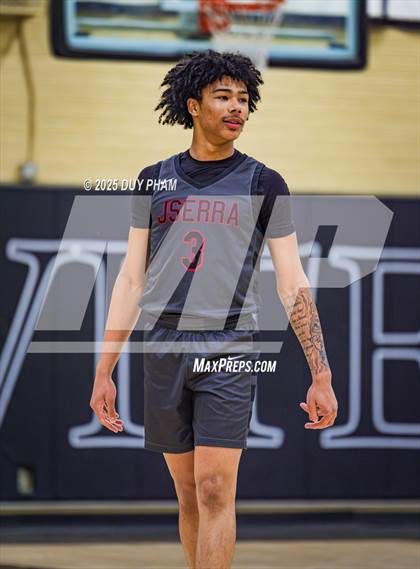 Thumbnail 3 in JSerra Catholic @ Servite photogallery.