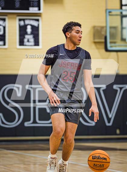 Thumbnail 3 in JSerra Catholic @ Servite photogallery.
