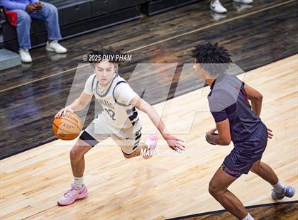 Thumbnail 2 in JSerra Catholic @ Servite photogallery.
