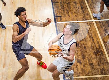 Thumbnail 2 in JSerra Catholic @ Servite photogallery.