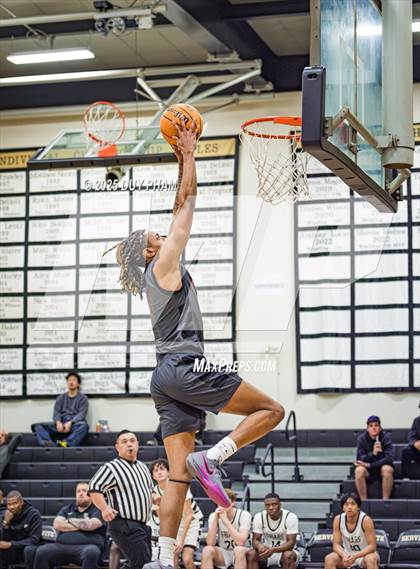 Thumbnail 1 in JSerra Catholic @ Servite photogallery.