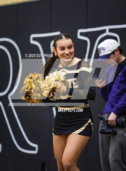 Thumbnail 2 in JSerra Catholic @ Servite photogallery.