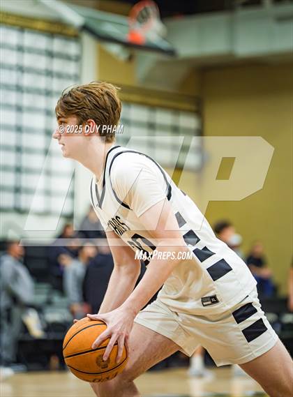 Thumbnail 3 in JSerra Catholic @ Servite photogallery.
