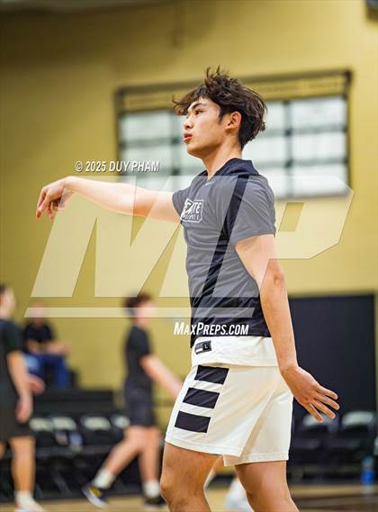 Thumbnail 1 in JSerra Catholic @ Servite photogallery.