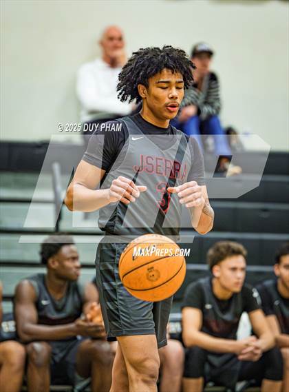Thumbnail 3 in JSerra Catholic @ Servite photogallery.