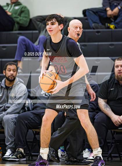 Thumbnail 3 in JSerra Catholic @ Servite photogallery.