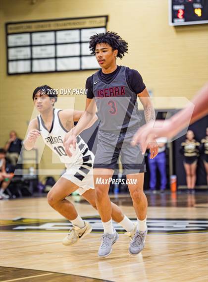 Thumbnail 3 in JSerra Catholic @ Servite photogallery.