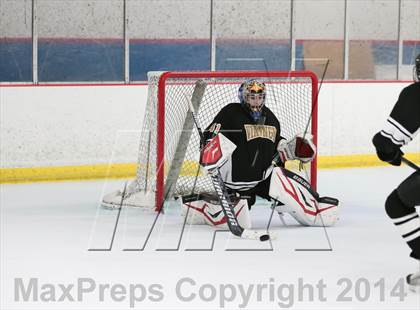Thumbnail 3 in Vianney vs Chaminade photogallery.