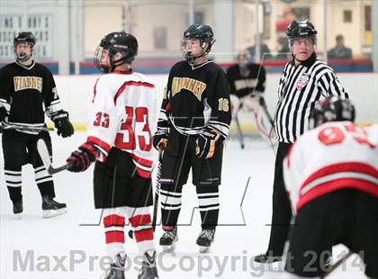 Thumbnail 1 in Vianney vs Chaminade photogallery.