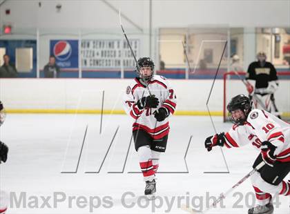 Thumbnail 3 in Vianney vs Chaminade photogallery.