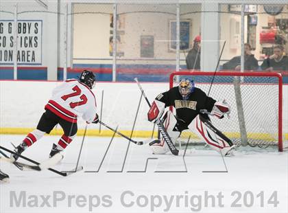 Thumbnail 1 in Vianney vs Chaminade photogallery.