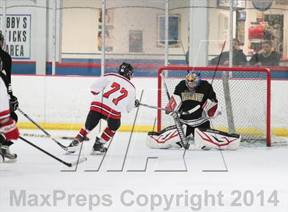 Thumbnail 3 in Vianney vs Chaminade photogallery.