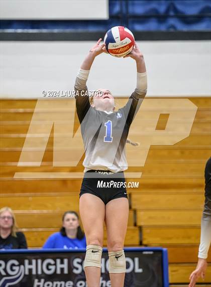Thumbnail 3 in Monroe @ Miamisburg photogallery.