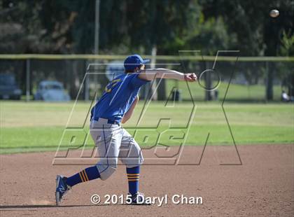 Thumbnail 3 in JV: Bishop Amat @ La Salle photogallery.