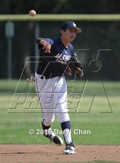 Thumbnail 2 in JV: Bishop Amat @ La Salle photogallery.