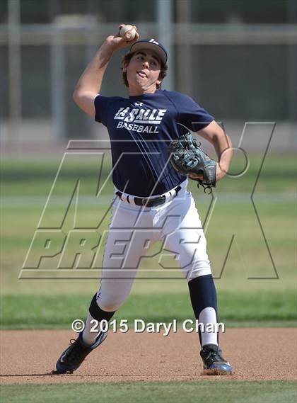 Thumbnail 3 in JV: Bishop Amat @ La Salle photogallery.