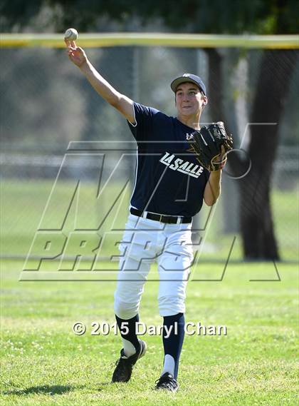 Thumbnail 3 in JV: Bishop Amat @ La Salle photogallery.