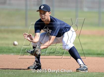 Thumbnail 3 in JV: Bishop Amat @ La Salle photogallery.