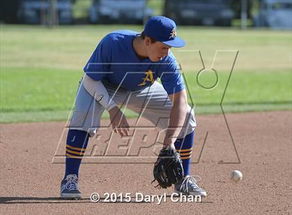 Thumbnail 1 in JV: Bishop Amat @ La Salle photogallery.