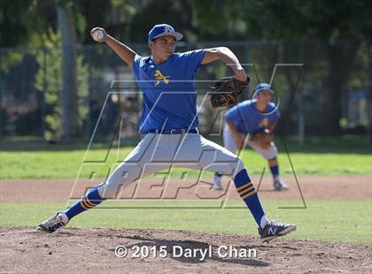 Thumbnail 1 in JV: Bishop Amat @ La Salle photogallery.