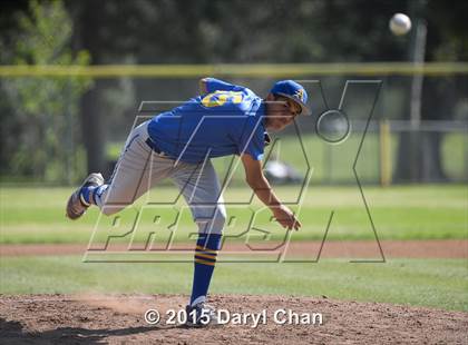 Thumbnail 2 in JV: Bishop Amat @ La Salle photogallery.