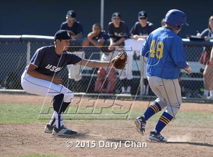 Thumbnail 3 in JV: Bishop Amat @ La Salle photogallery.