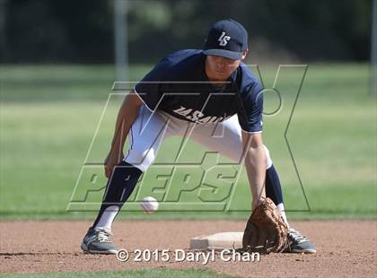 Thumbnail 1 in JV: Bishop Amat @ La Salle photogallery.