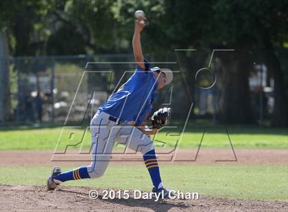 Thumbnail 3 in JV: Bishop Amat @ La Salle photogallery.