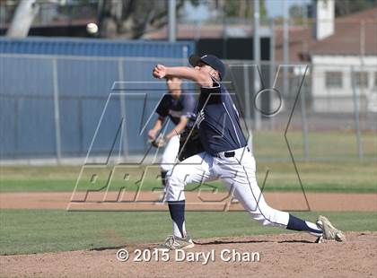 Thumbnail 2 in JV: Bishop Amat @ La Salle photogallery.