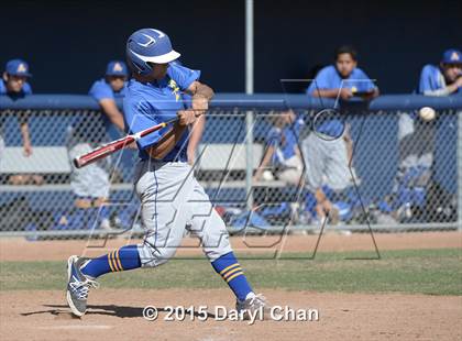 Thumbnail 1 in JV: Bishop Amat @ La Salle photogallery.