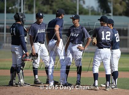 Thumbnail 3 in JV: Bishop Amat @ La Salle photogallery.