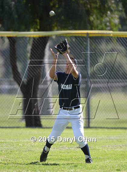 Thumbnail 1 in JV: Bishop Amat @ La Salle photogallery.