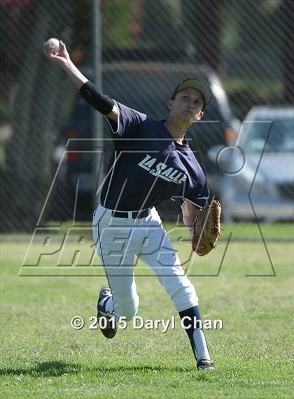 Thumbnail 3 in JV: Bishop Amat @ La Salle photogallery.