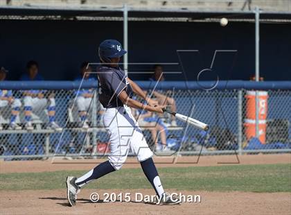 Thumbnail 3 in JV: Bishop Amat @ La Salle photogallery.
