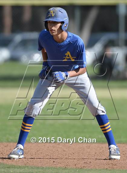 Thumbnail 3 in JV: Bishop Amat @ La Salle photogallery.