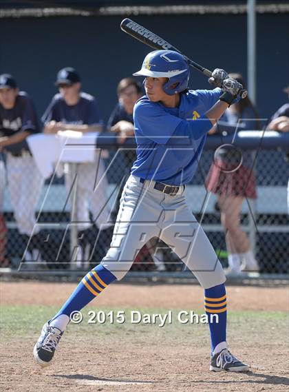 Thumbnail 2 in JV: Bishop Amat @ La Salle photogallery.