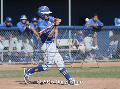 Thumbnail 2 in JV: Bishop Amat @ La Salle photogallery.