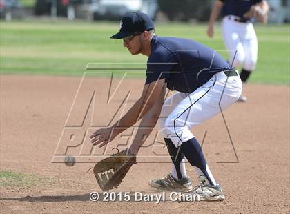 Thumbnail 1 in JV: Bishop Amat @ La Salle photogallery.