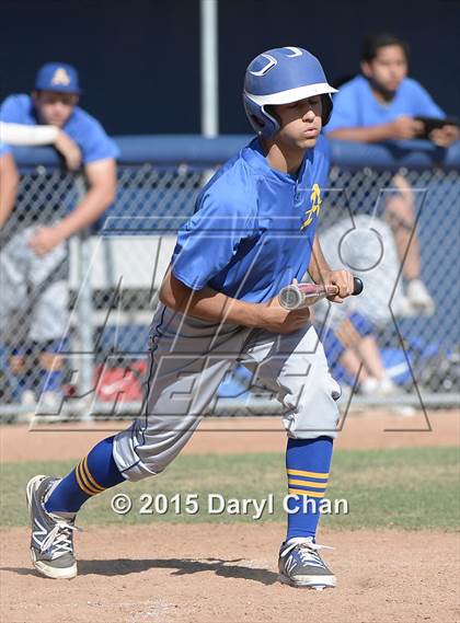 Thumbnail 3 in JV: Bishop Amat @ La Salle photogallery.