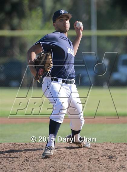 Thumbnail 1 in JV: Bishop Amat @ La Salle photogallery.