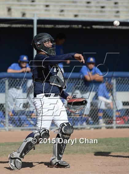 Thumbnail 1 in JV: Bishop Amat @ La Salle photogallery.