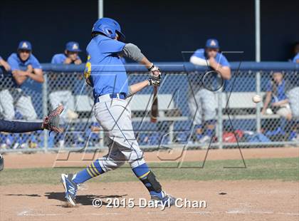 Thumbnail 1 in JV: Bishop Amat @ La Salle photogallery.